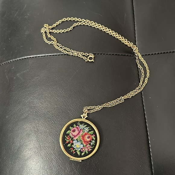 Vintage Embroidered Necklace - Picture 7 of 11